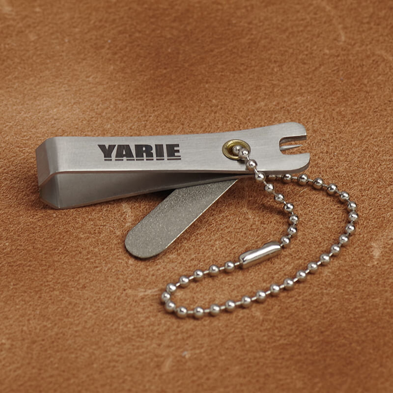 Кусачки для лески с точилкой Yarie №794 Line Cutter With Hook Sharpener